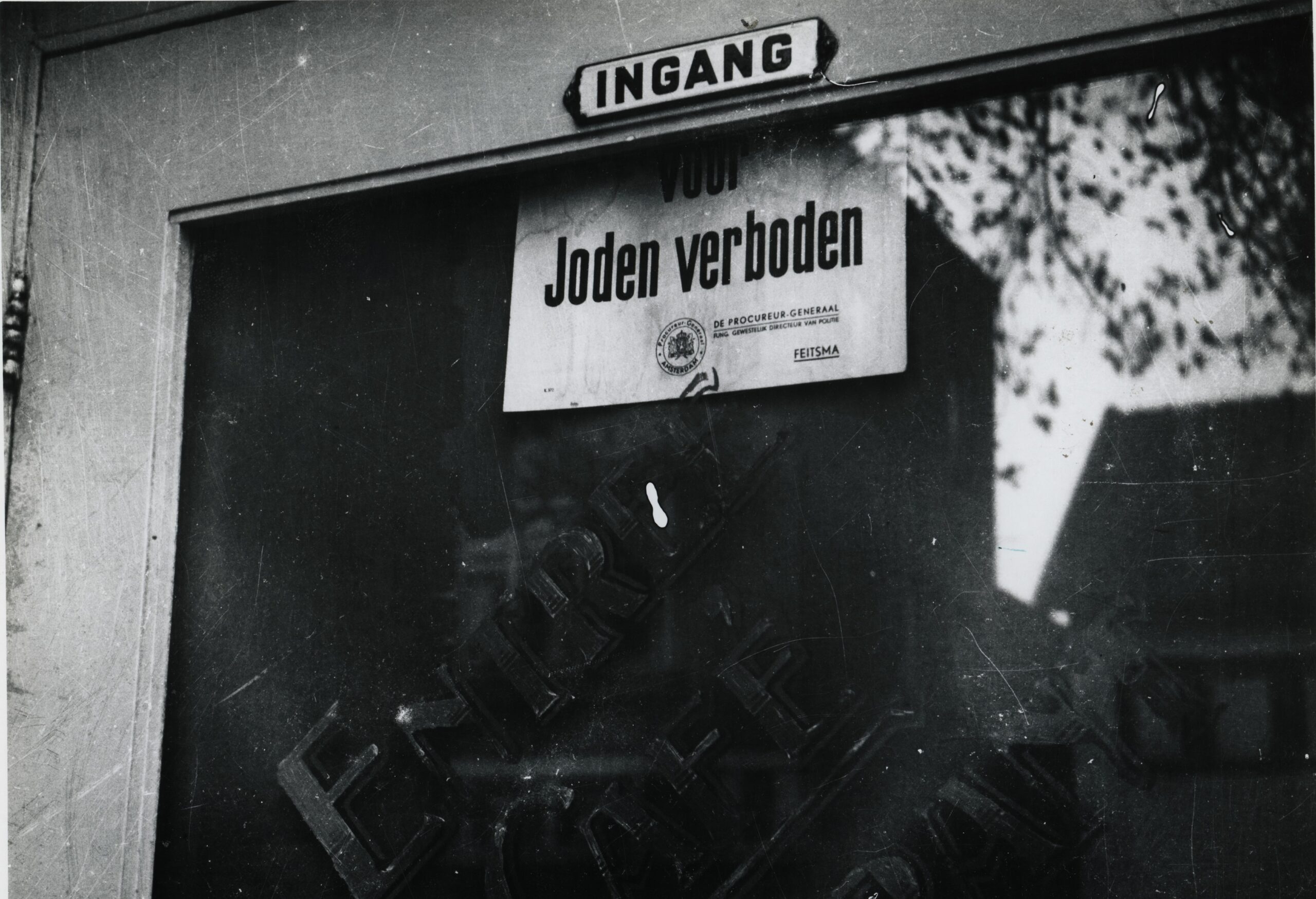 Cafe in Rotterdam Voor Joden verboden stadsarchief Rotterdam